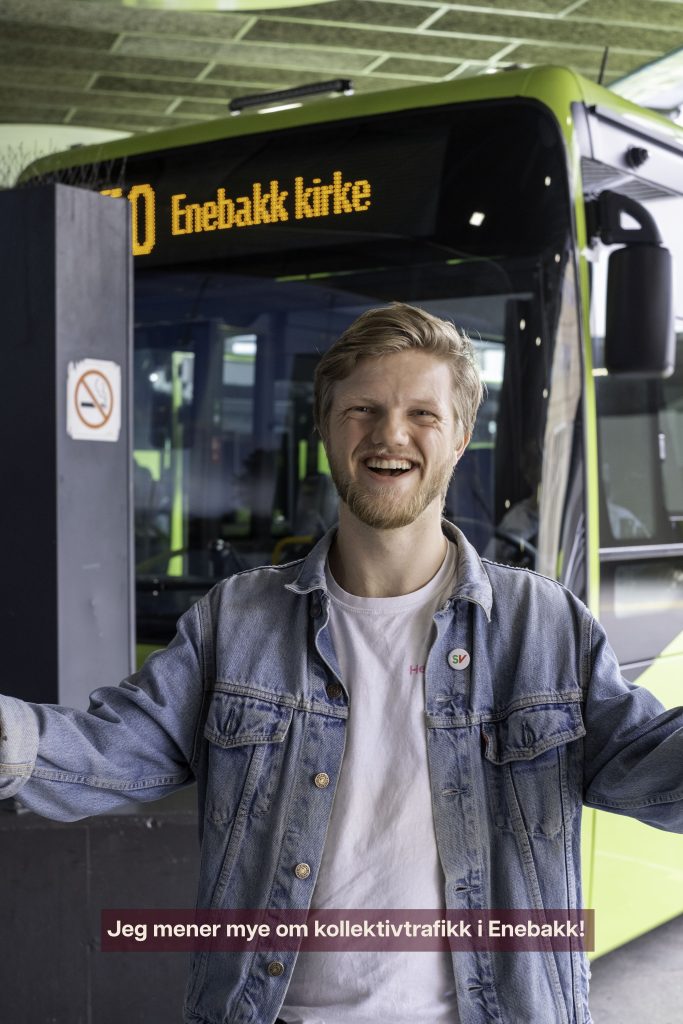 jeg mener mye om kollektivtrafikk i Enebakk - bilde av Balder foran buss med tekst